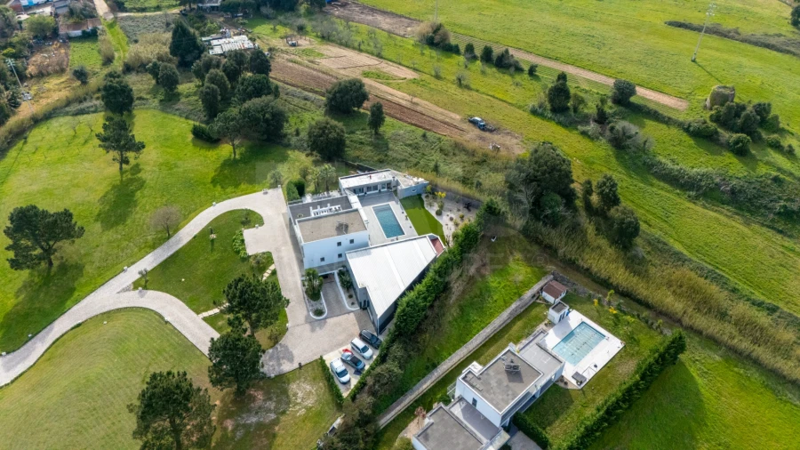 Moradia T4 para Venda em Carvalhal Foto 10