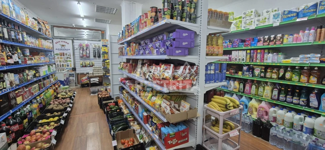 Loja para Venda em Rio de Mouro Foto 4