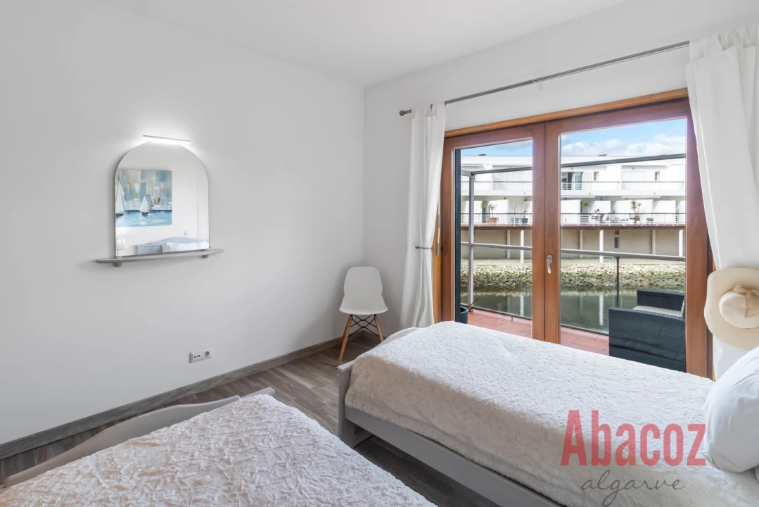 Apartamento T2 para Venda em Lagos (São Sebastião e Santa Maria) Foto 12