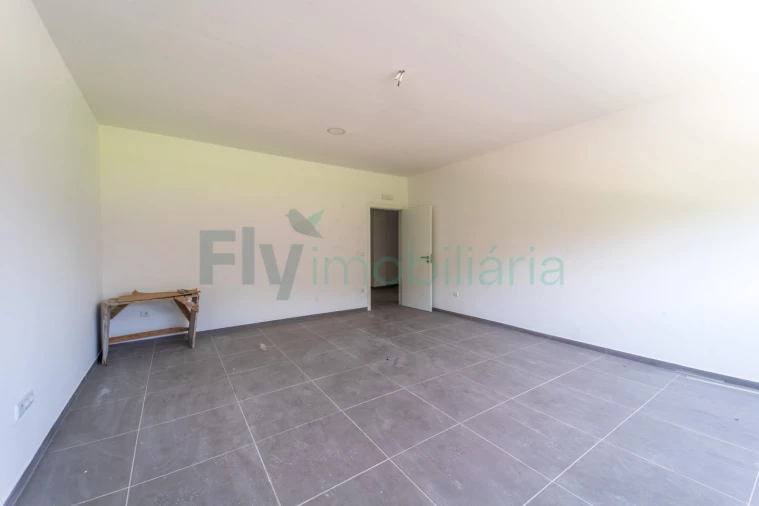 Armazém para Arrendamento em Vila Nova do Campo Foto 34