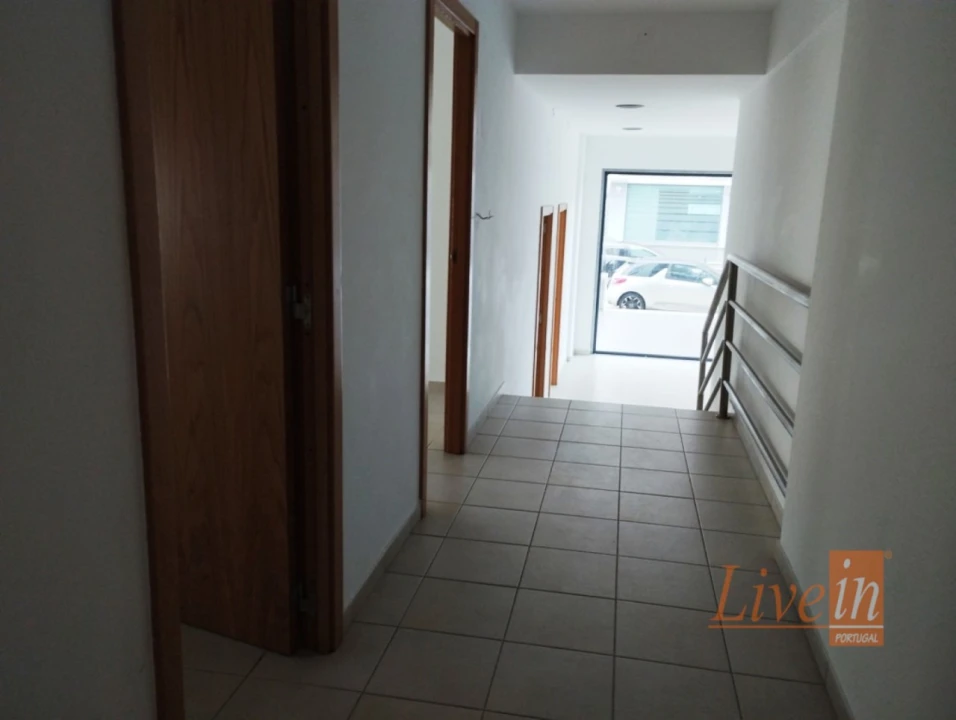 Loja para Venda em Odivelas Foto 6