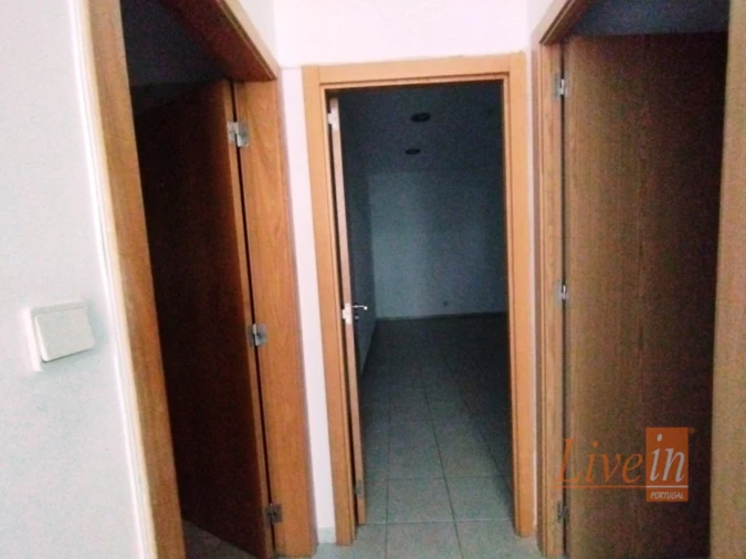 Loja para Venda em Odivelas Foto 17