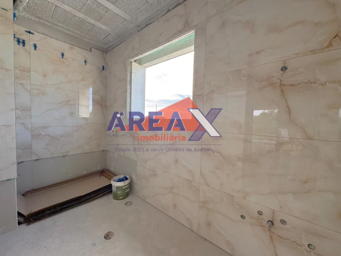 Moradia T3 para Venda em Loureiro Foto 14