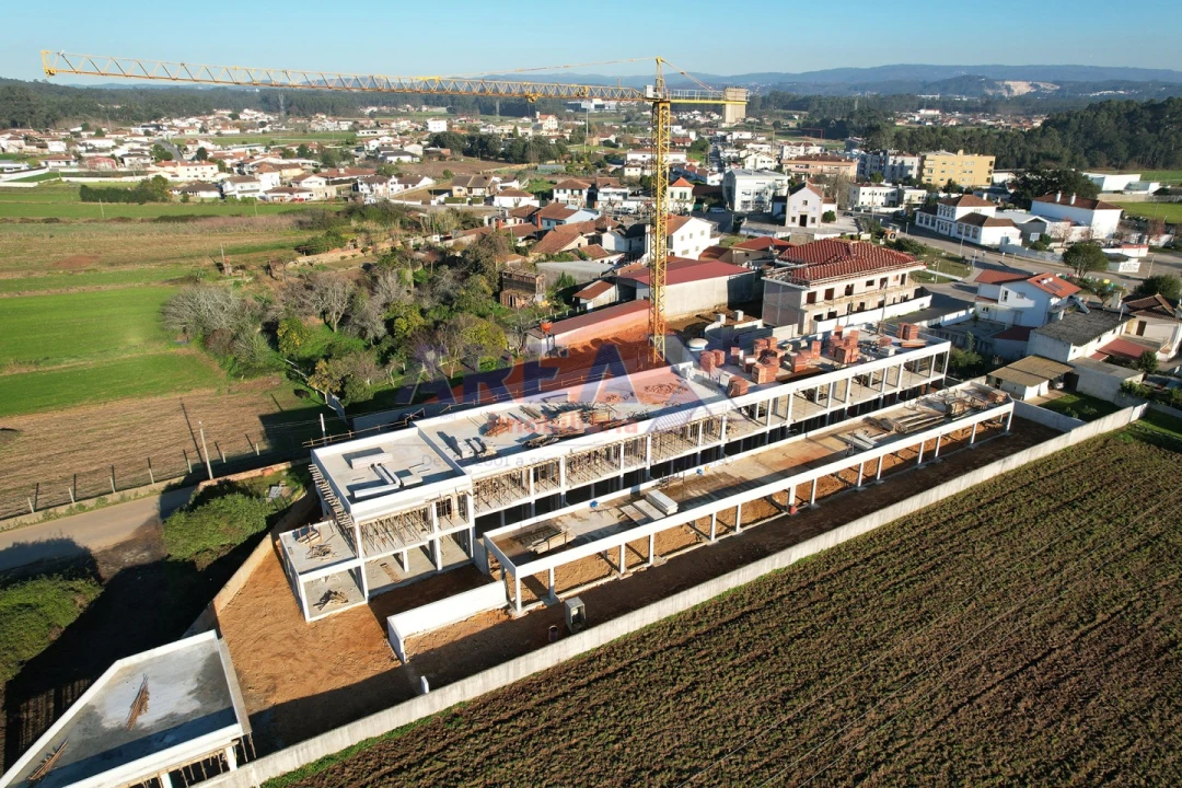 Moradia T3 para Venda em Loureiro Foto 5