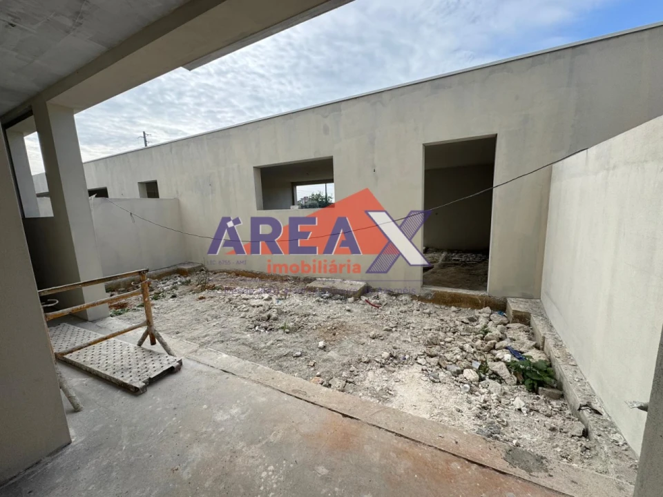 Moradia T3 para Venda em Loureiro Foto 22