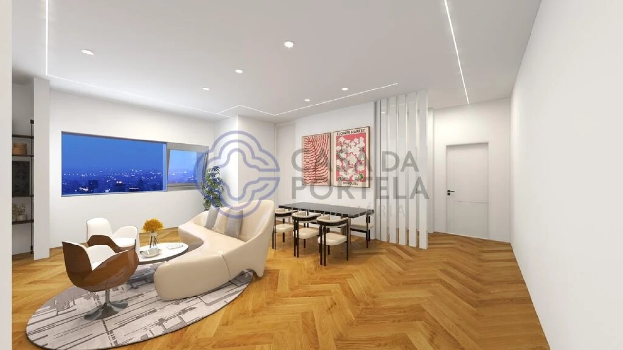Apartamento T4 para Venda em Cedofeita, Santo Ildefonso, Sé, Miragaia, São Nicolau e Vitória Foto 1