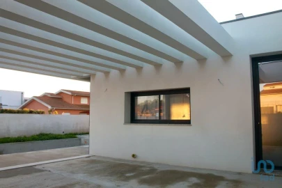 Moradia T3 para Venda em Castelo do Neiva