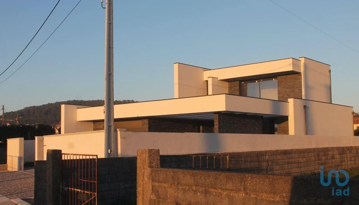 Moradia T3 para Venda em Castelo do Neiva Foto 5