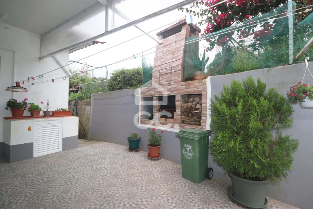 Moradia T5 para Venda em Maia Foto 35