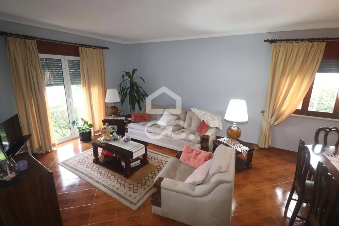 Moradia T5 para Venda em Maia Foto 9