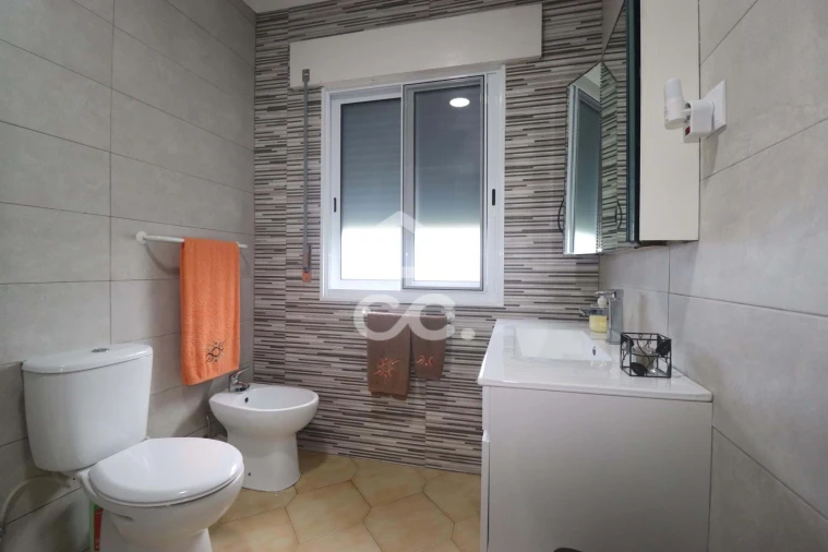 Moradia T5 para Venda em Maia Foto 27