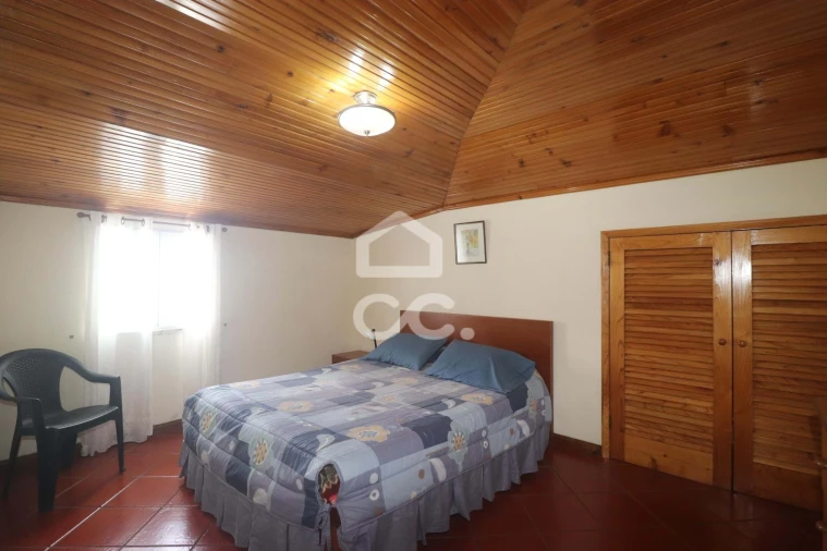 Moradia T5 para Venda em Maia Foto 44