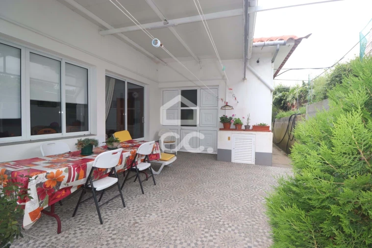 Moradia T5 para Venda em Maia Foto 36