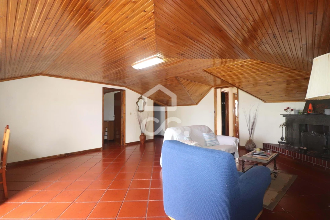 Moradia T5 para Venda em Maia Foto 43