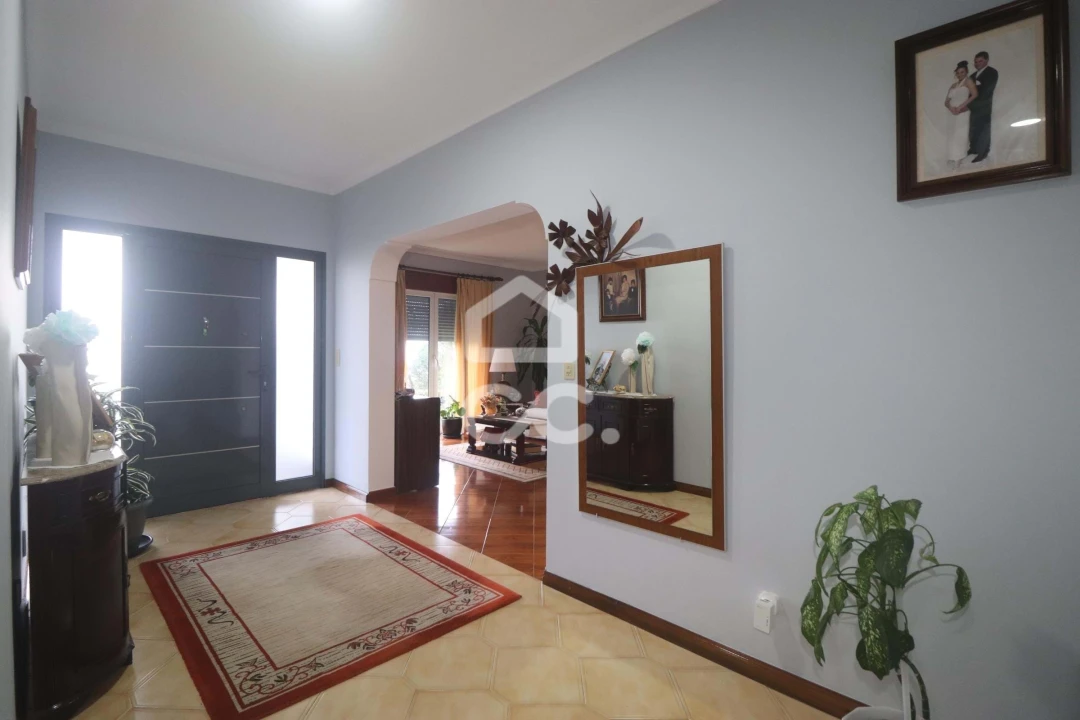 Moradia T5 para Venda em Maia Foto 7