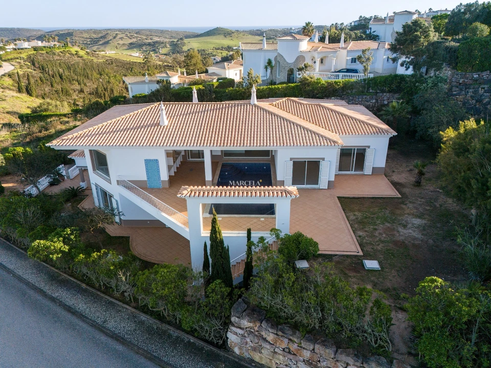 Moradia T4 para Venda em Budens Foto 33