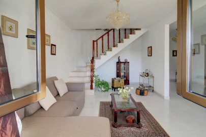 Moradia T4 para Venda em Olhão