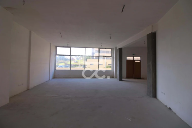 Negócio para Venda em Santa Maria Maior Foto 12