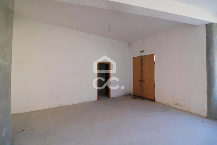 Negócio para Venda em Santa Maria Maior Foto 9