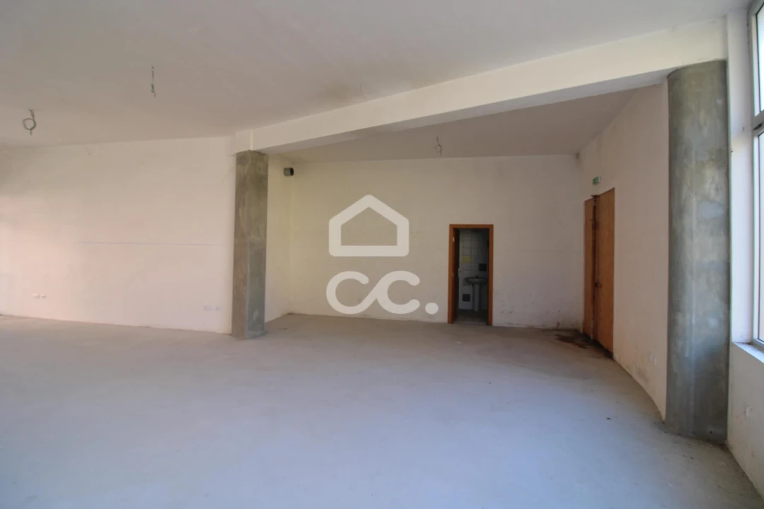 Negócio para Venda em Santa Maria Maior Foto 14