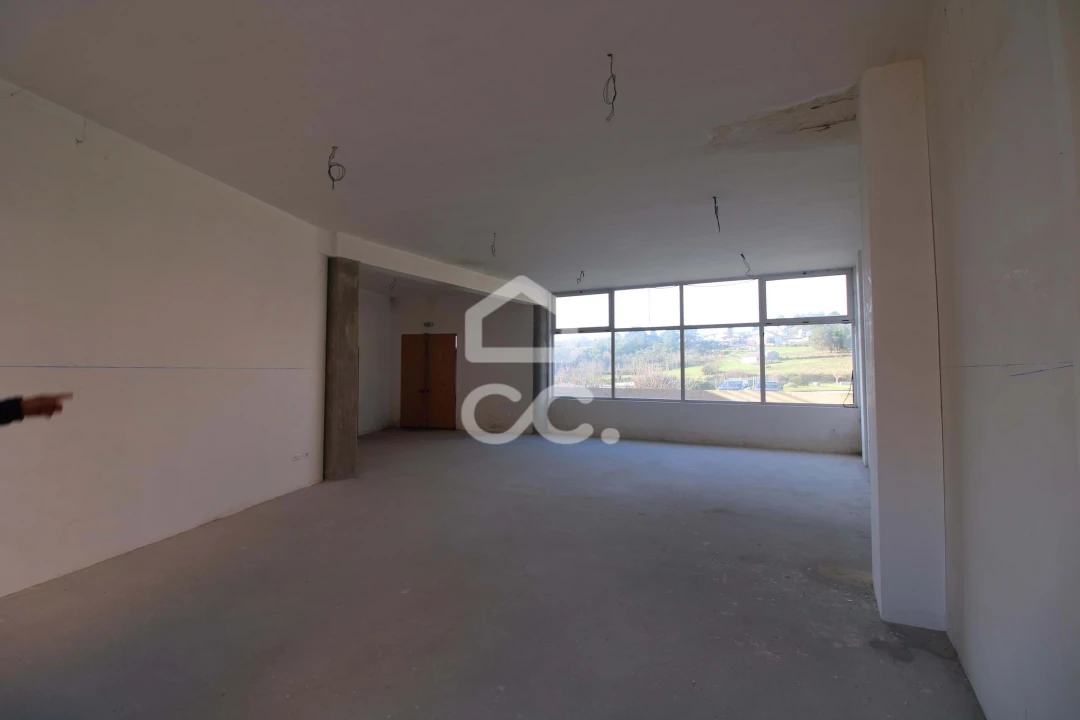 Negócio para Venda em Santa Maria Maior Foto 1