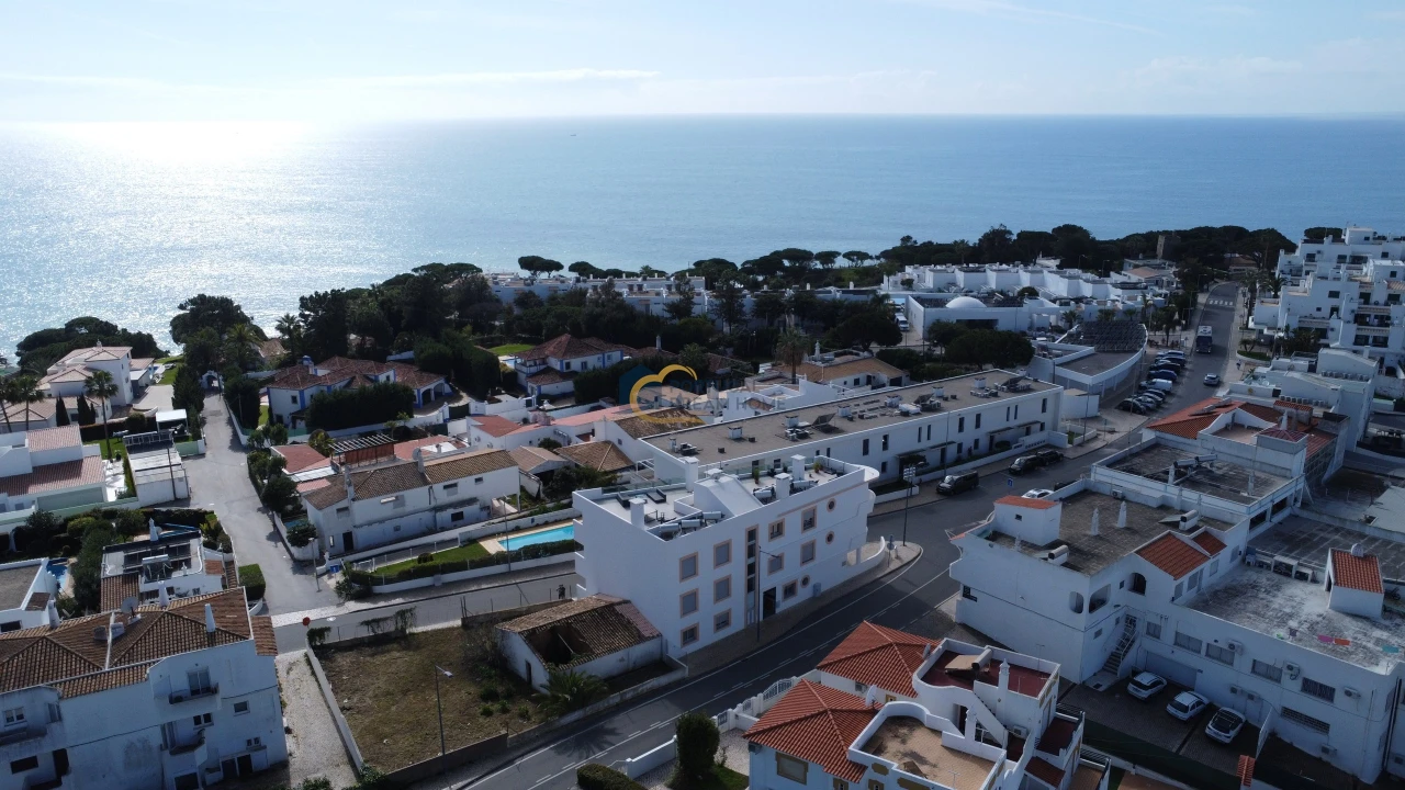Terreno para Venda em Albufeira e Olhos de Água Foto 6