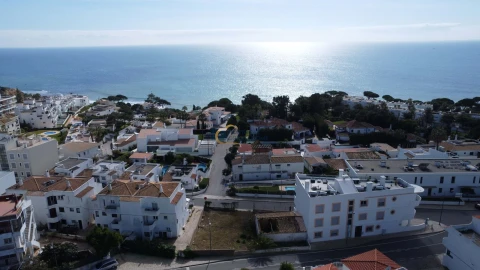 Terreno para Venda em Albufeira e Olhos de Água