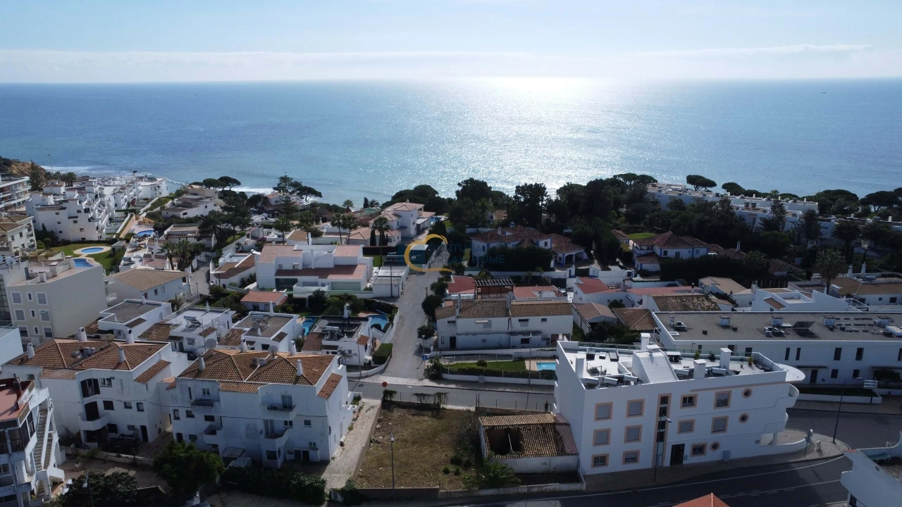 Terreno para Venda em Albufeira e Olhos de Água Foto 16