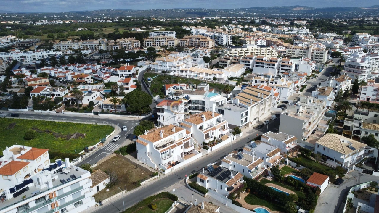 Terreno para Venda em Albufeira e Olhos de Água Foto 25