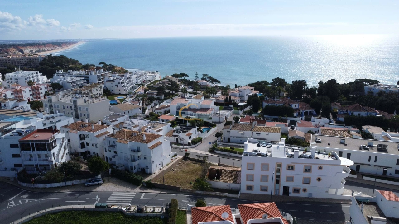 Terreno para Venda em Albufeira e Olhos de Água Foto 14