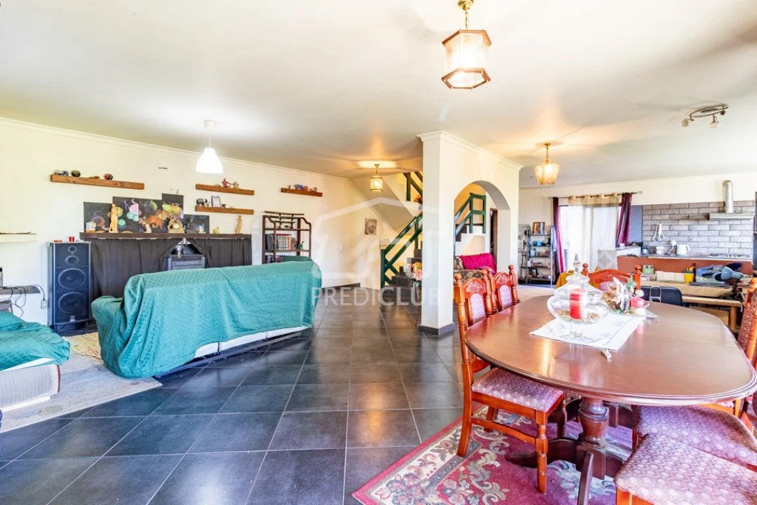 Moradia T3 para Venda em Camara de Lobos Foto 6