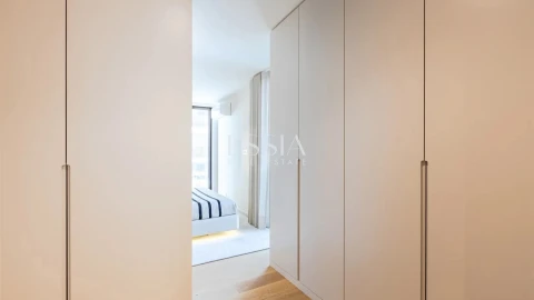 Apartamento T4 para Venda em Santa Marinha e São Pedro da Afurada