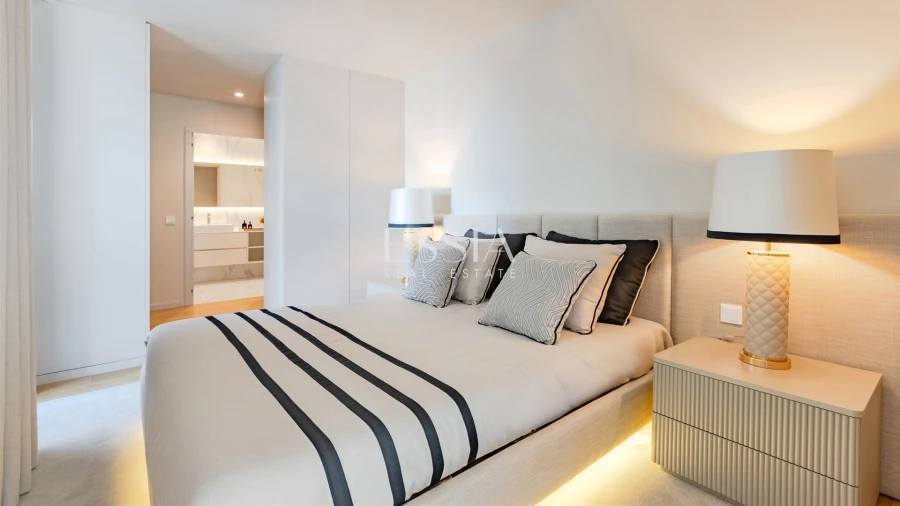 Apartamento T4 para Venda em Santa Marinha e São Pedro da Afurada Foto 23