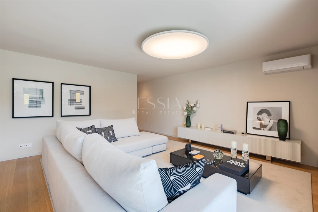 Apartamento T4 para Venda em Santa Marinha e São Pedro da Afurada Foto 8