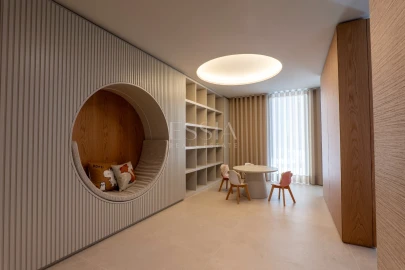 Apartamento T4 para Venda em Santa Marinha e São Pedro da Afurada