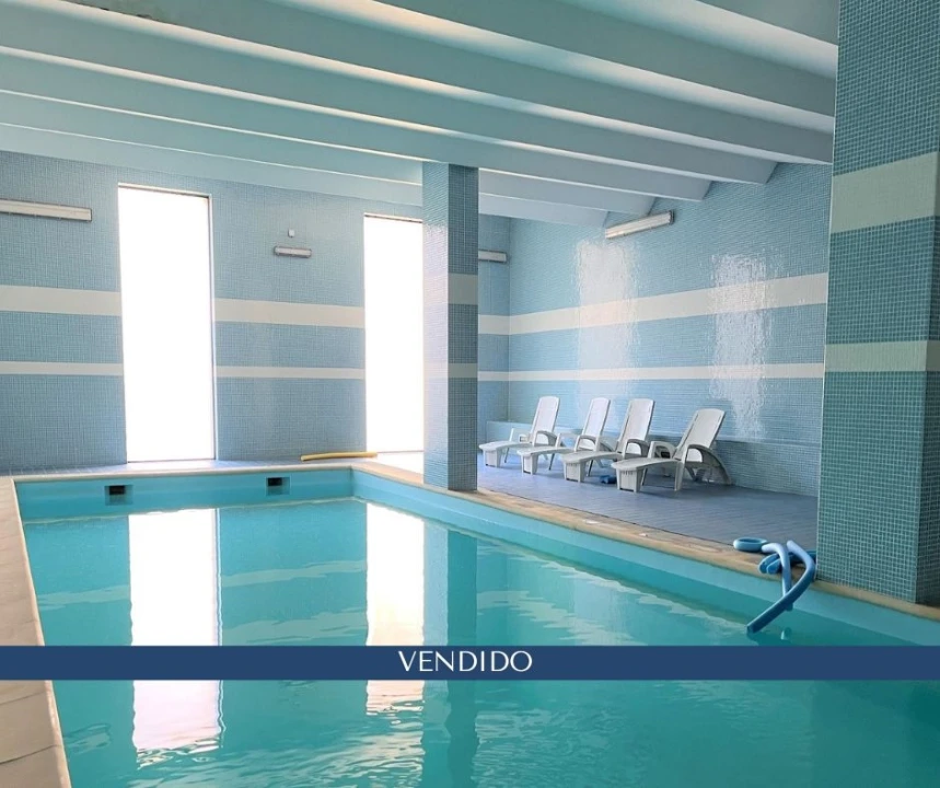 Apartamento T4 para Venda em Lordelo do Ouro e Massarelos Foto 1