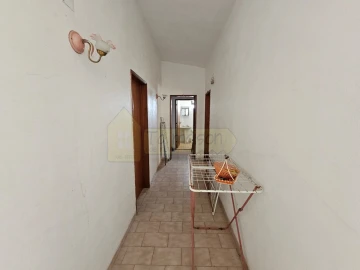 Moradia T5 para Venda em Quarteira