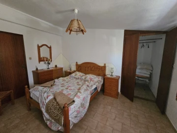 Moradia T5 para Venda em Quarteira