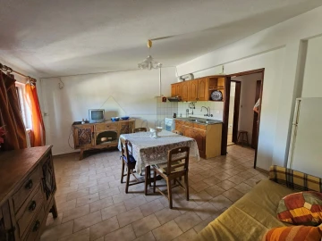 Moradia T5 para Venda em Quarteira