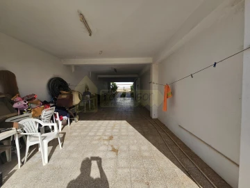 Moradia T5 para Venda em Quarteira