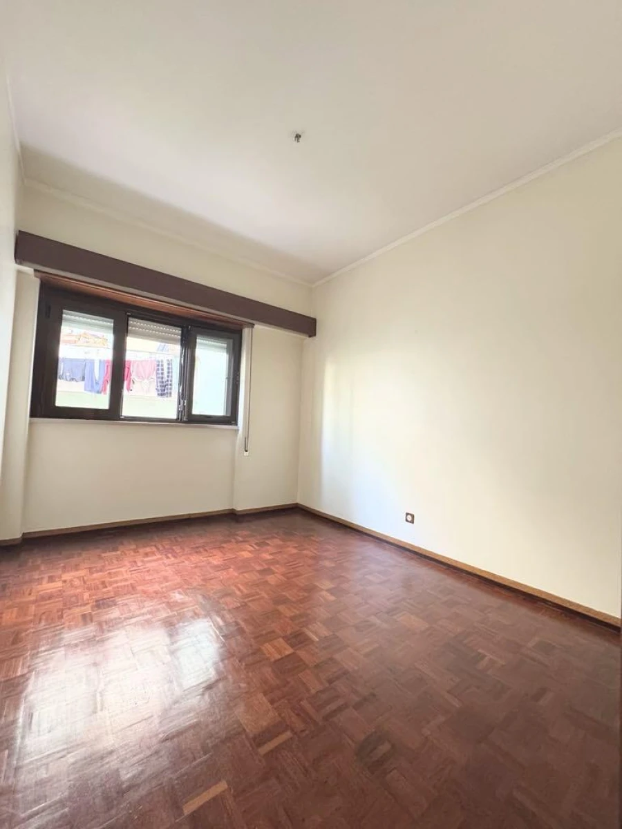 Apartamento T3 para Venda em São João Baptista e Santa Maria dos Olivais Foto 12