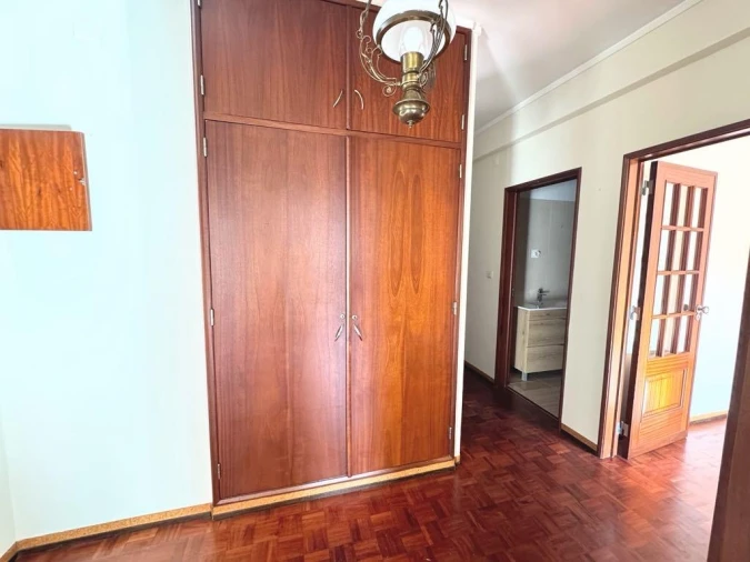 Apartamento T3 para Venda em São João Baptista e Santa Maria dos Olivais Foto 8