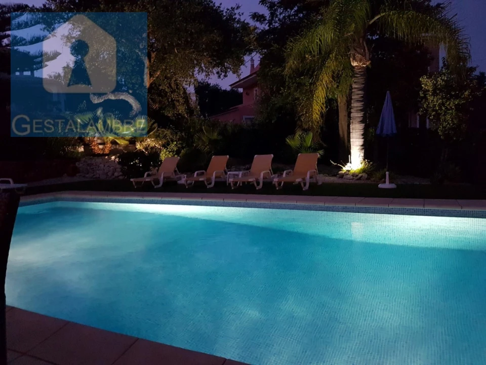 Moradia T5 para Venda em Albufeira e Olhos de Água Foto 8