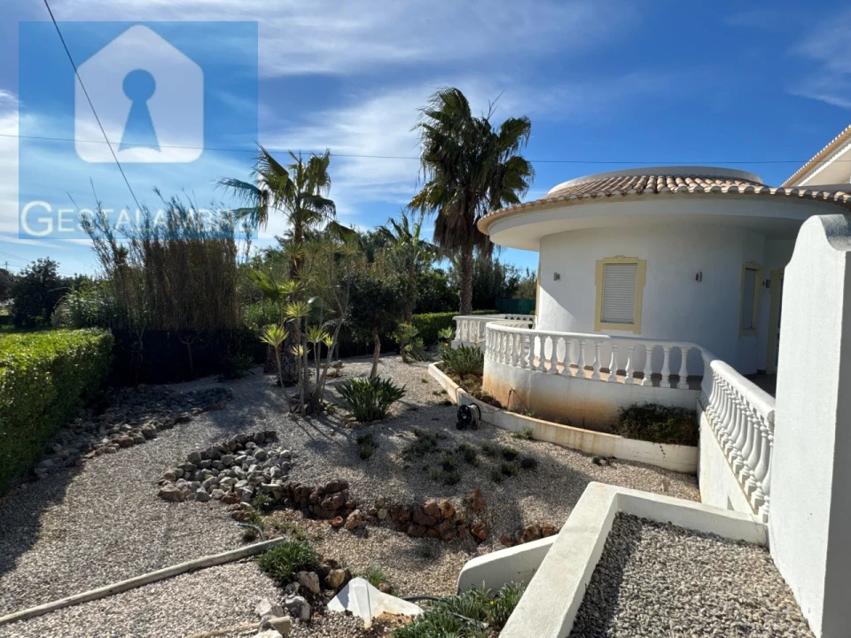 Moradia T5 para Venda em Albufeira e Olhos de Água Foto 16