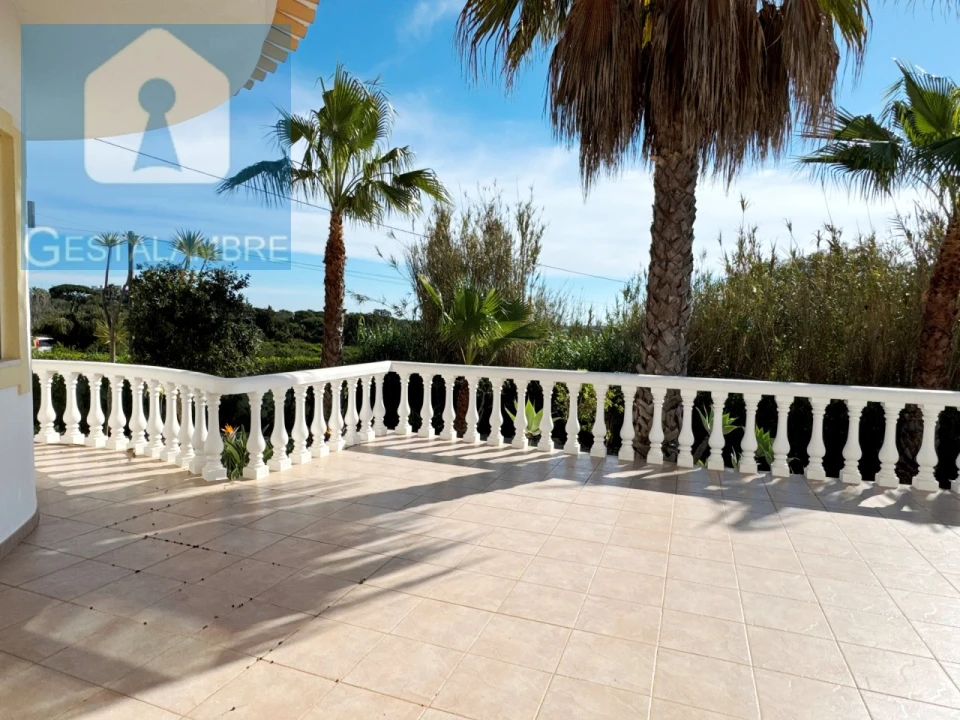 Moradia T5 para Venda em Albufeira e Olhos de Água Foto 23