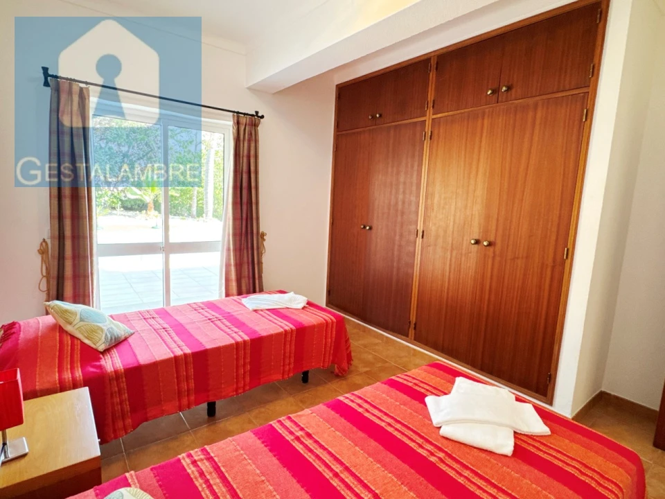 Moradia T5 para Venda em Albufeira e Olhos de Água Foto 30