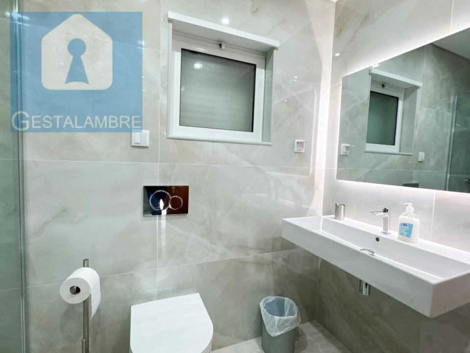 Moradia T5 para Venda em Albufeira e Olhos de Água Foto 32