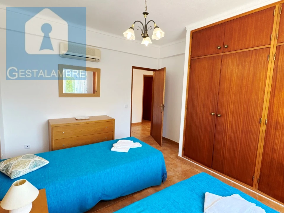 Moradia T5 para Venda em Albufeira e Olhos de Água Foto 36