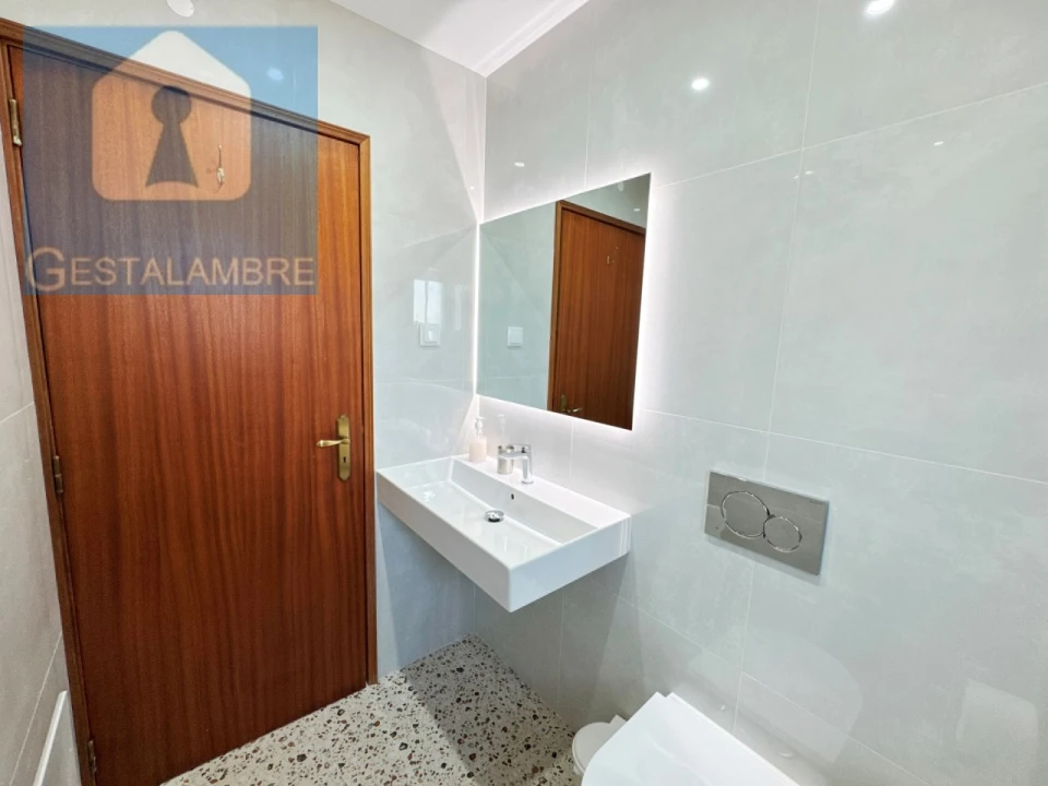 Moradia T5 para Venda em Albufeira e Olhos de Água Foto 42