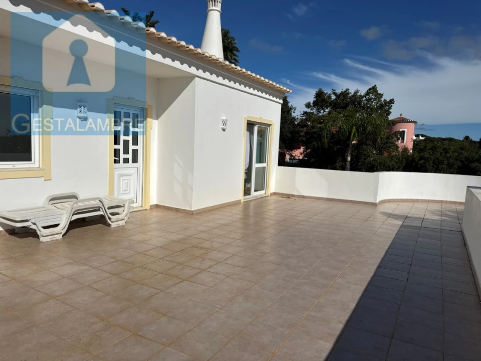 Moradia T5 para Venda em Albufeira e Olhos de Água Foto 51